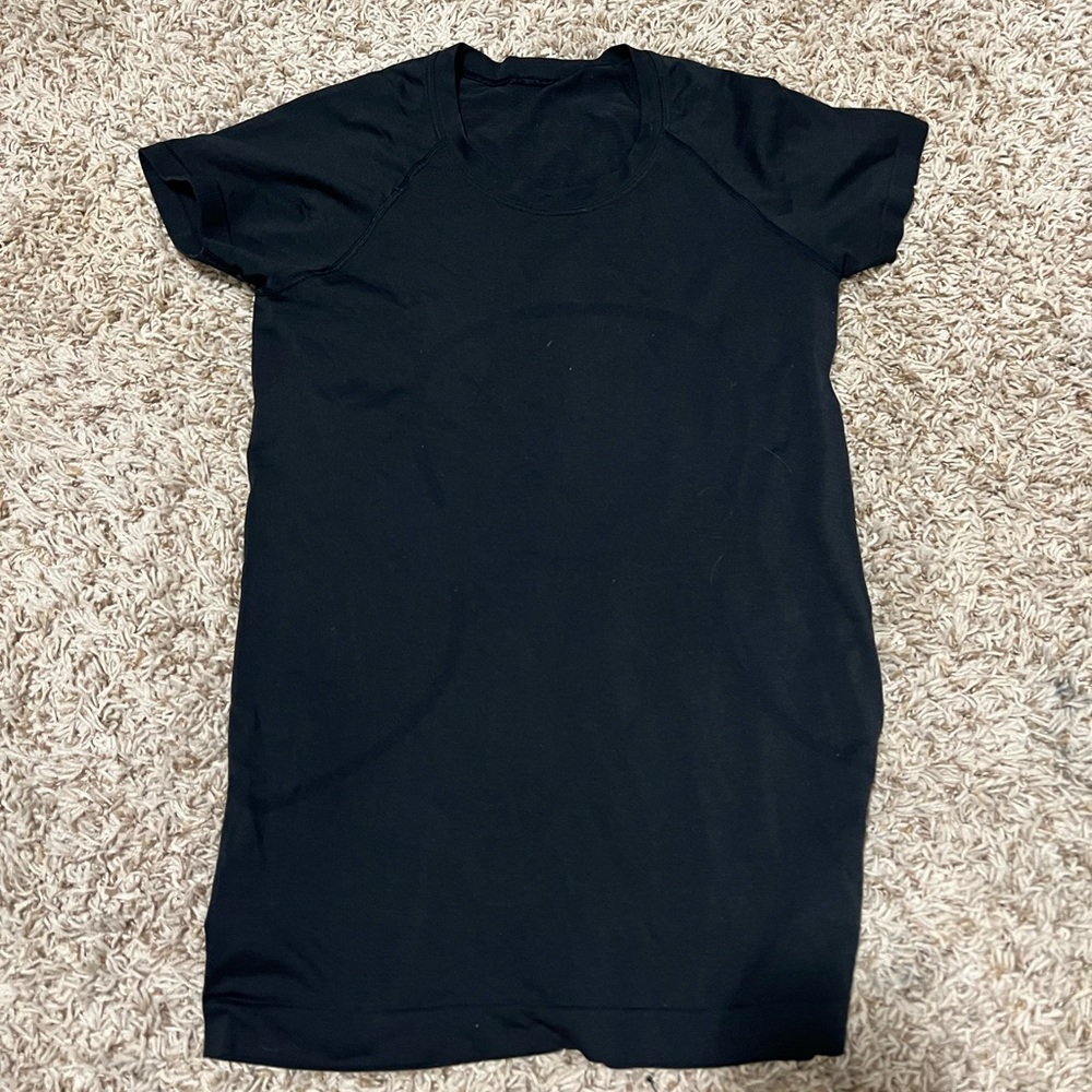 Lululemon Swiftly Tech Short Sleeve Shirt